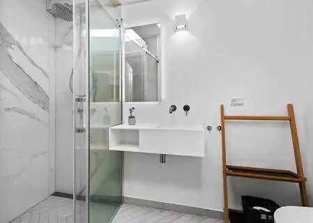 In The Idyllic Heart Of Historic Copenhagen. Apartment *